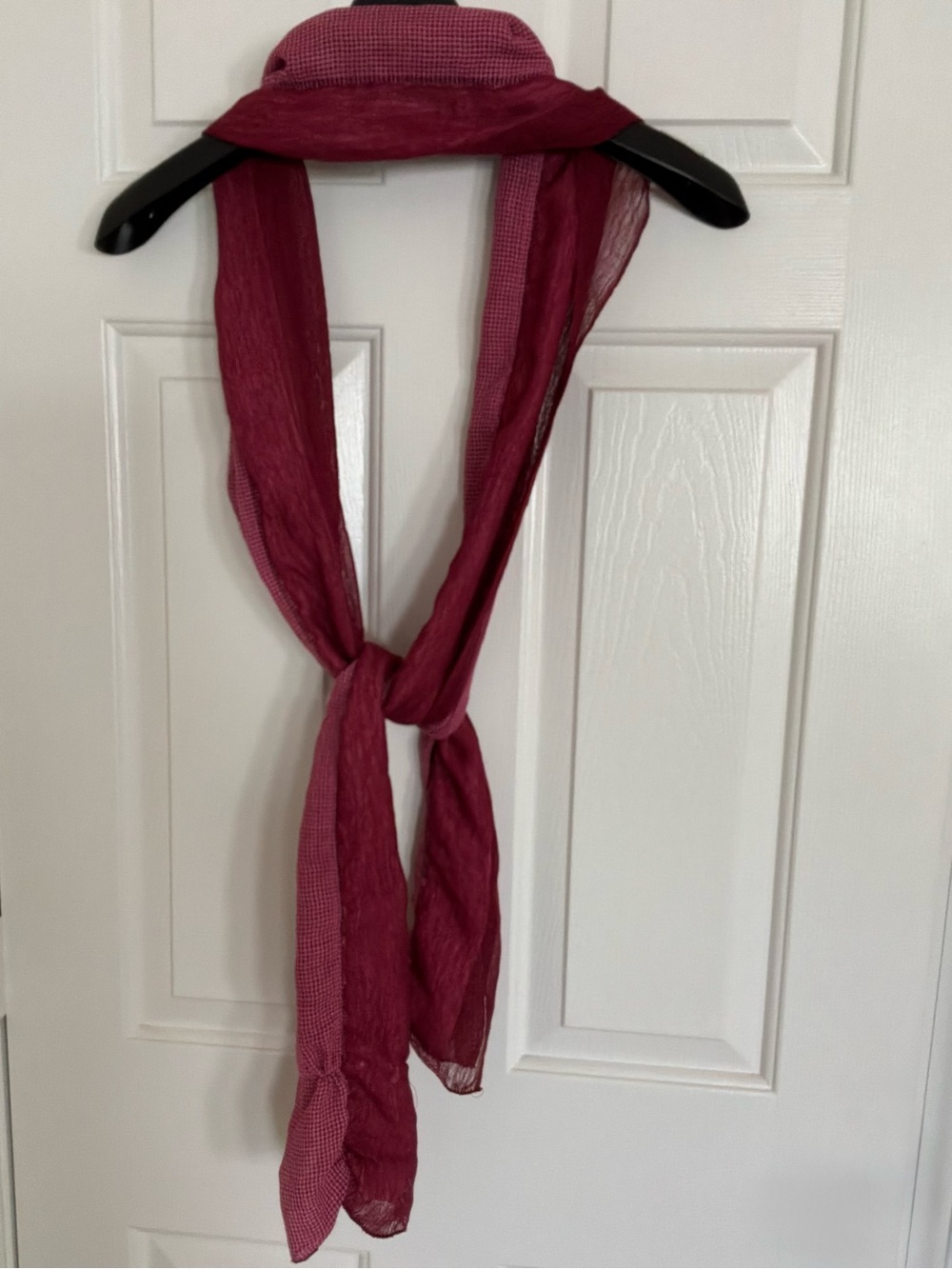 Lightweight Women's Scarf - Berry Pink